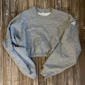Alo Devotion Crew Neck Pullover